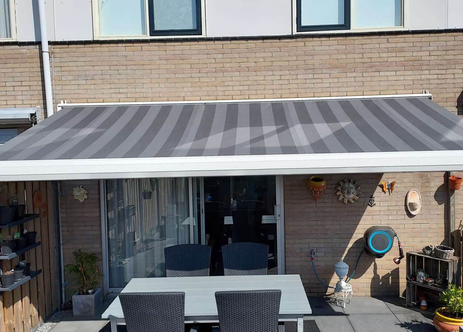 zonwering doek almere