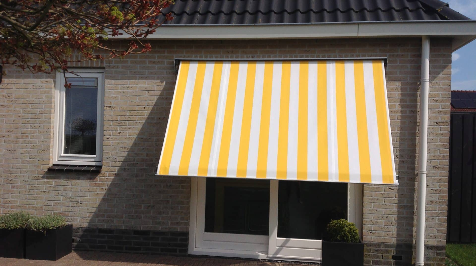 zonwering doek sint annaparochie