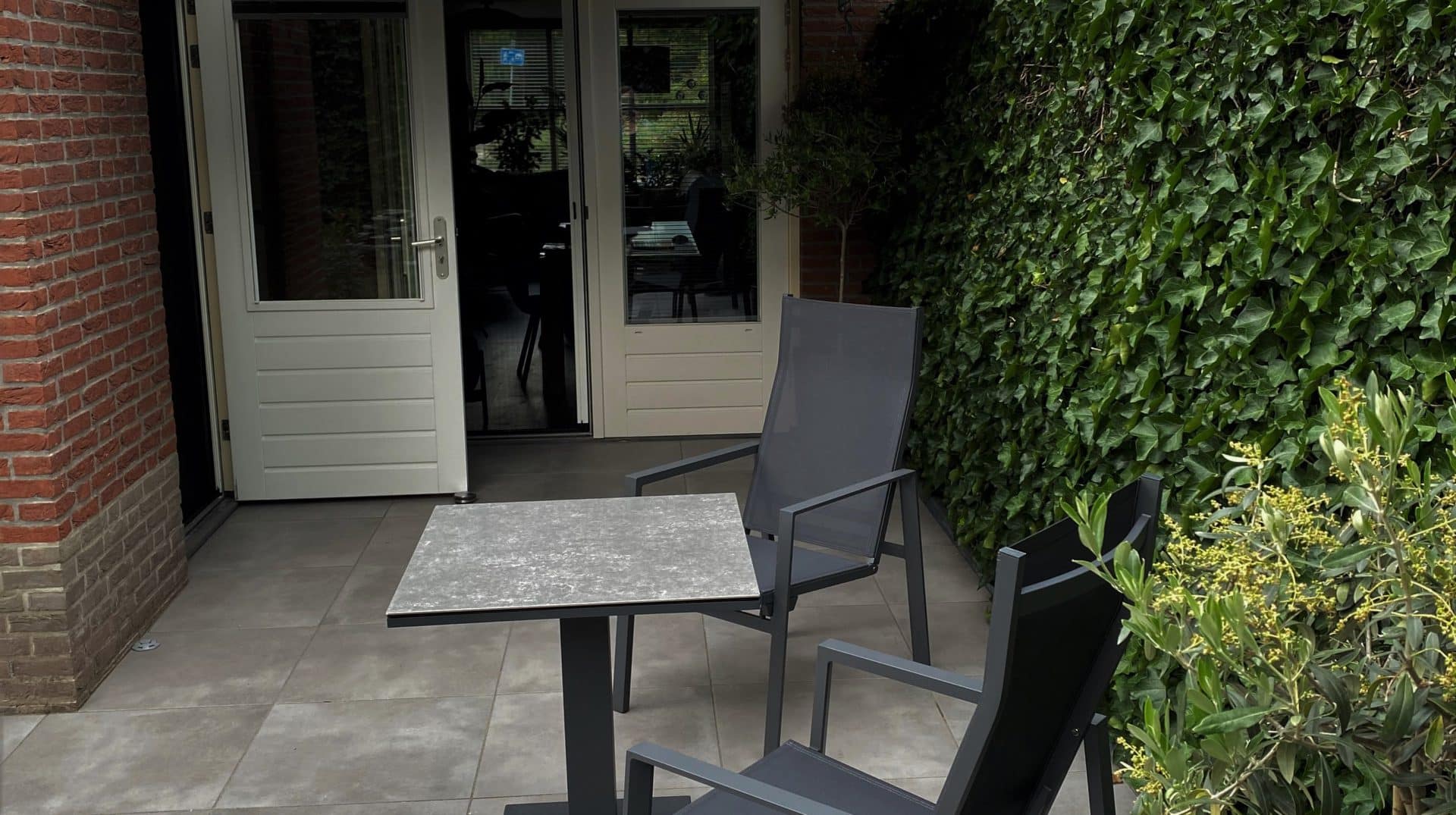 T367 zonneschermdoek Breda