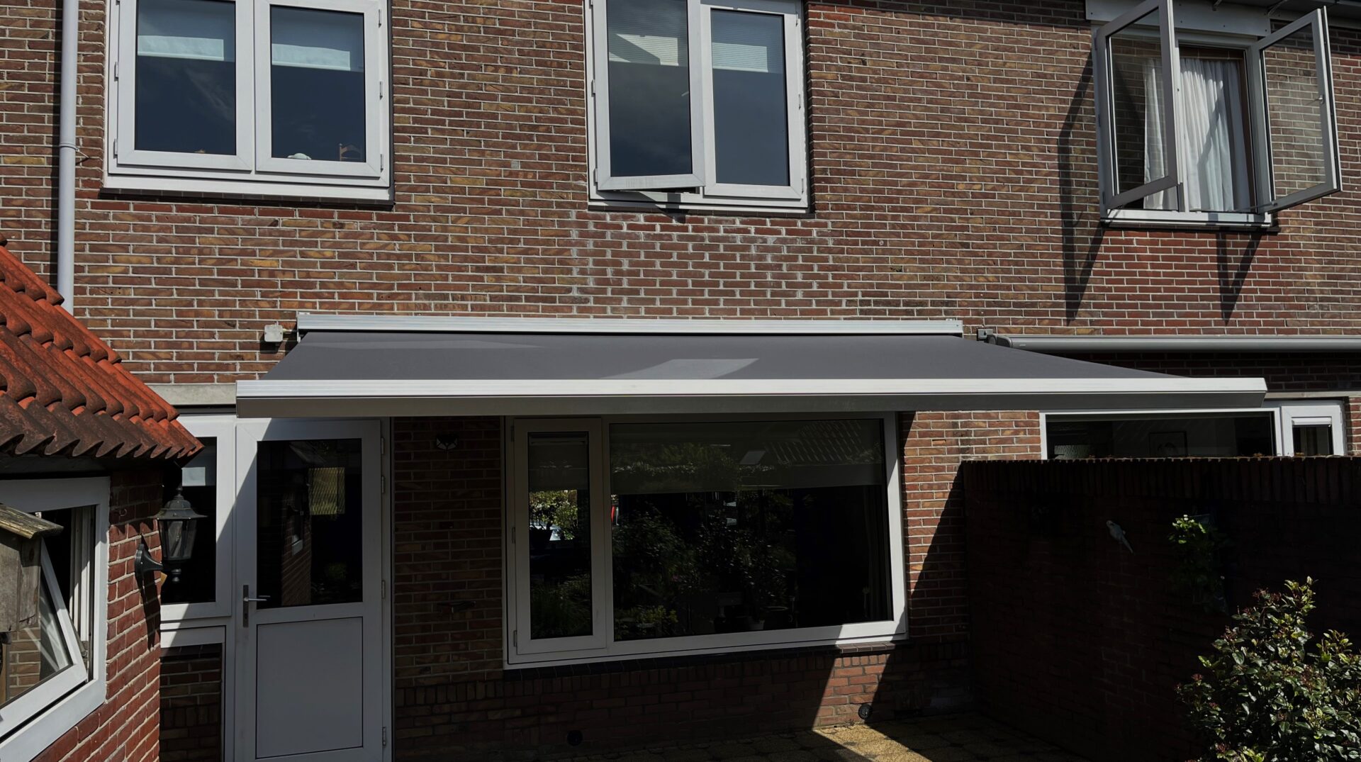 T131 Tibelly zonweringdoek vervangen