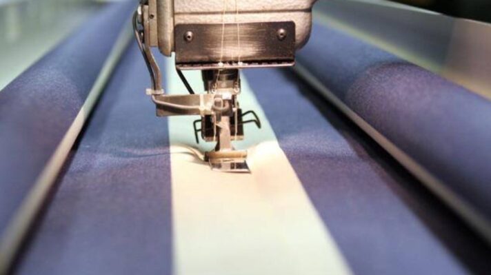 Zonneschermdoek stikken