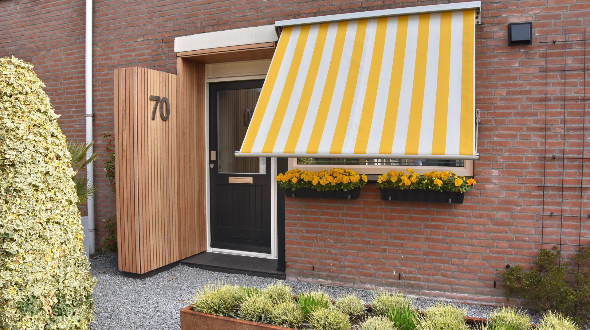 T501 Tibelly zonneschermdoek geel met wit